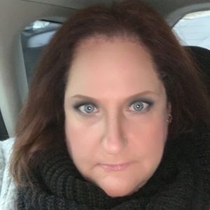 Meet your Posher, Laurie